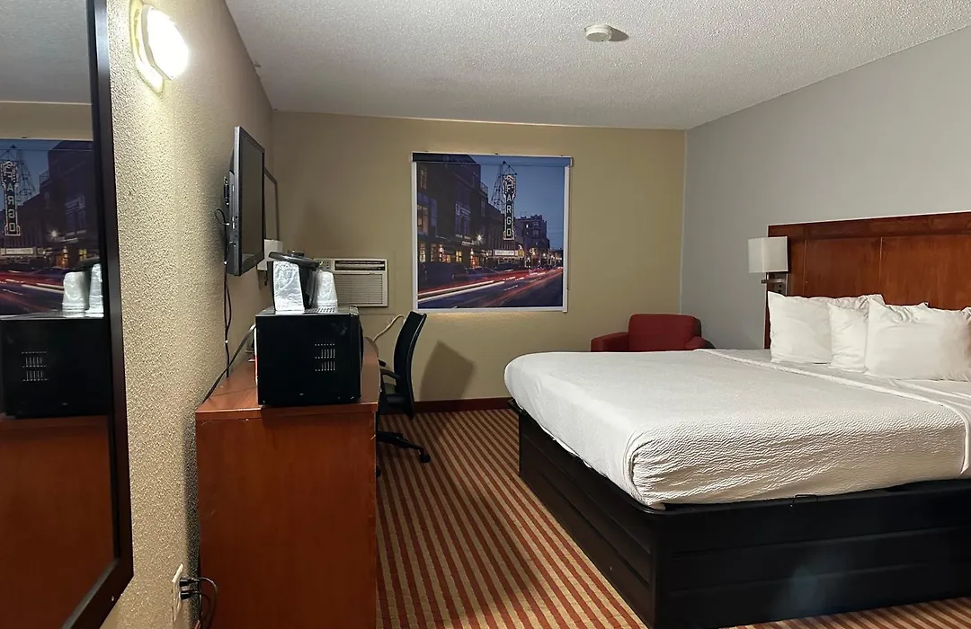 Americas Best Value Inn Fargo-1