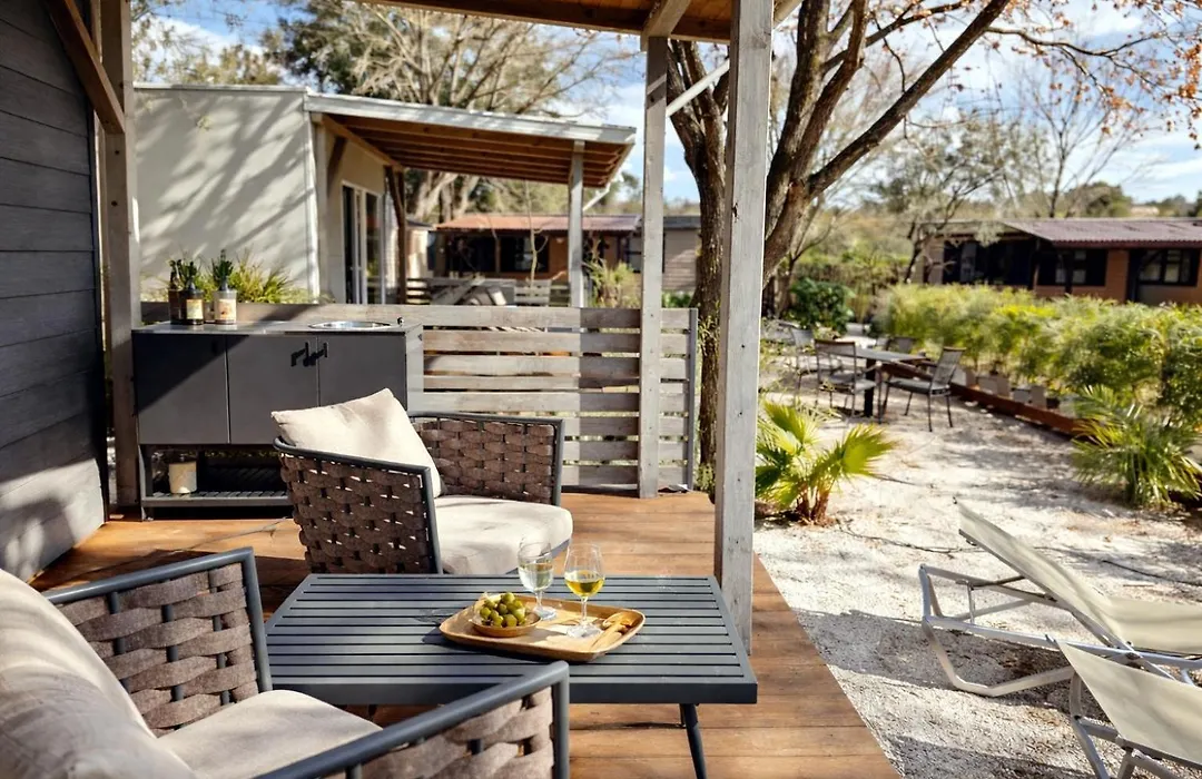 Boutique Mobile Homes Ulikarovinj (Adults Only)-1