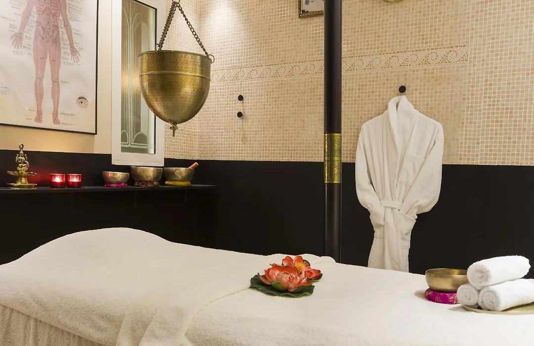 Neho Suites Cannes Croisette-1