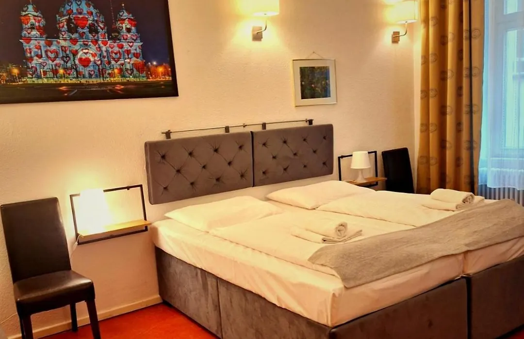 Hotel Amelie Berlin-1