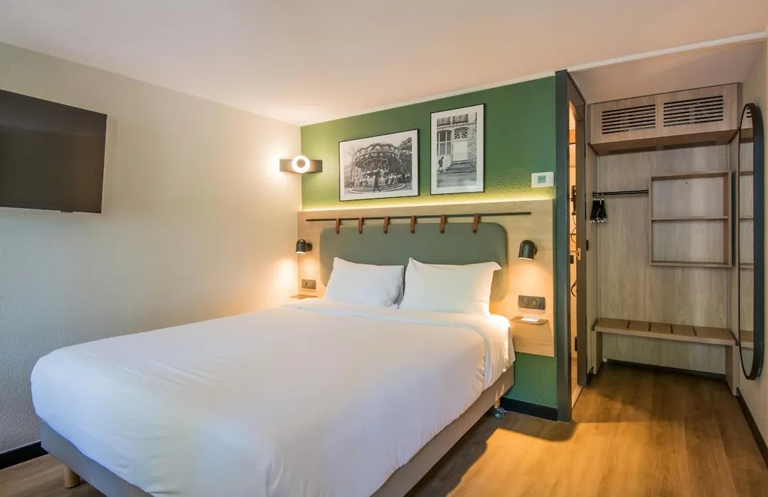 Kyriad Direct Marseille Ouest - Martigues-1
