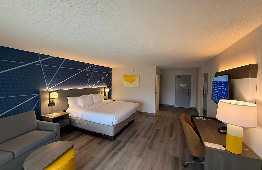 Comfort Inn & Suites Danbury-Bethel-1