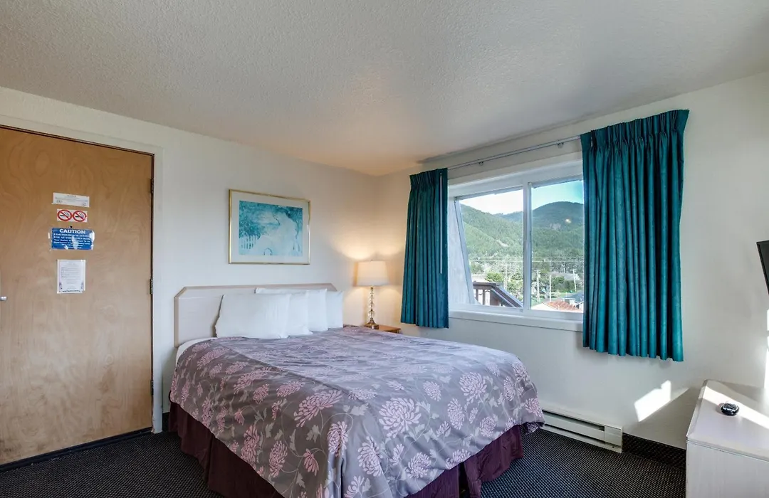 Surfside Resort-1
