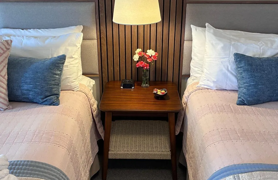 Discovery Inn-1