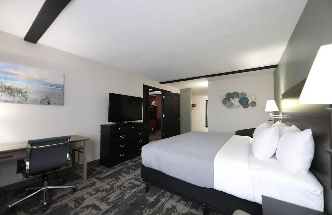 Quality Inn & Suites Mattoon South-1