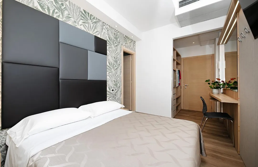 Hotel Cavour-1