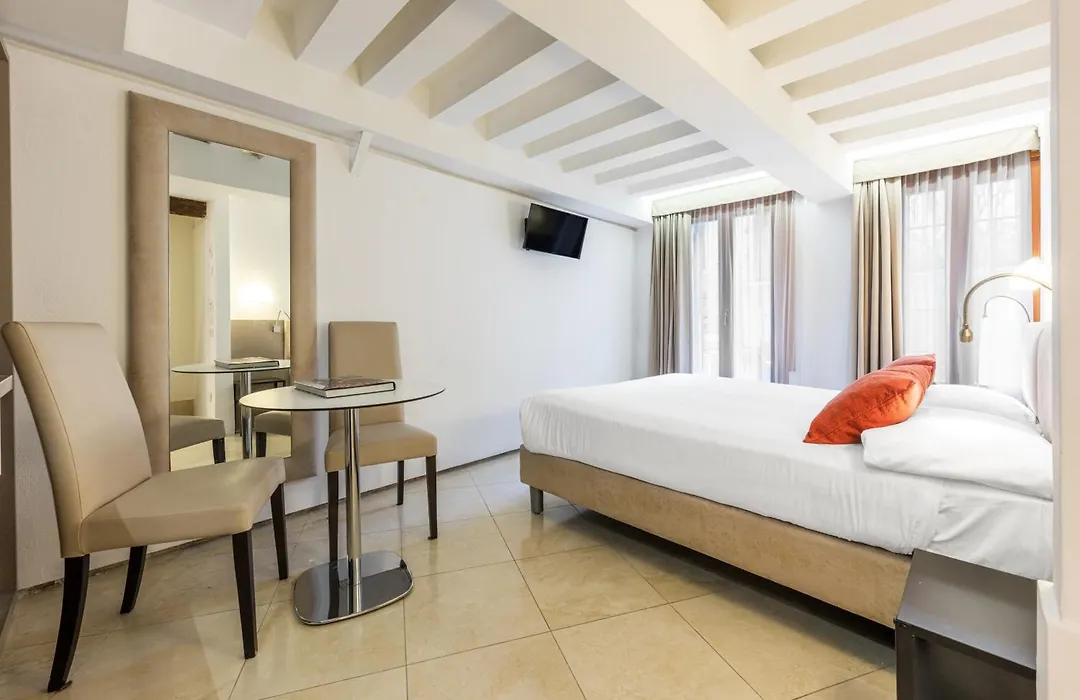 Leone Hotel-1