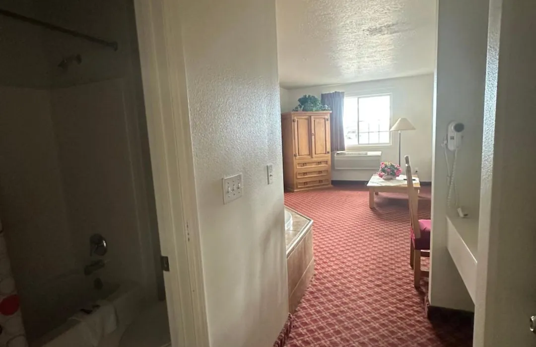 Columbine Inn And Suites-1
