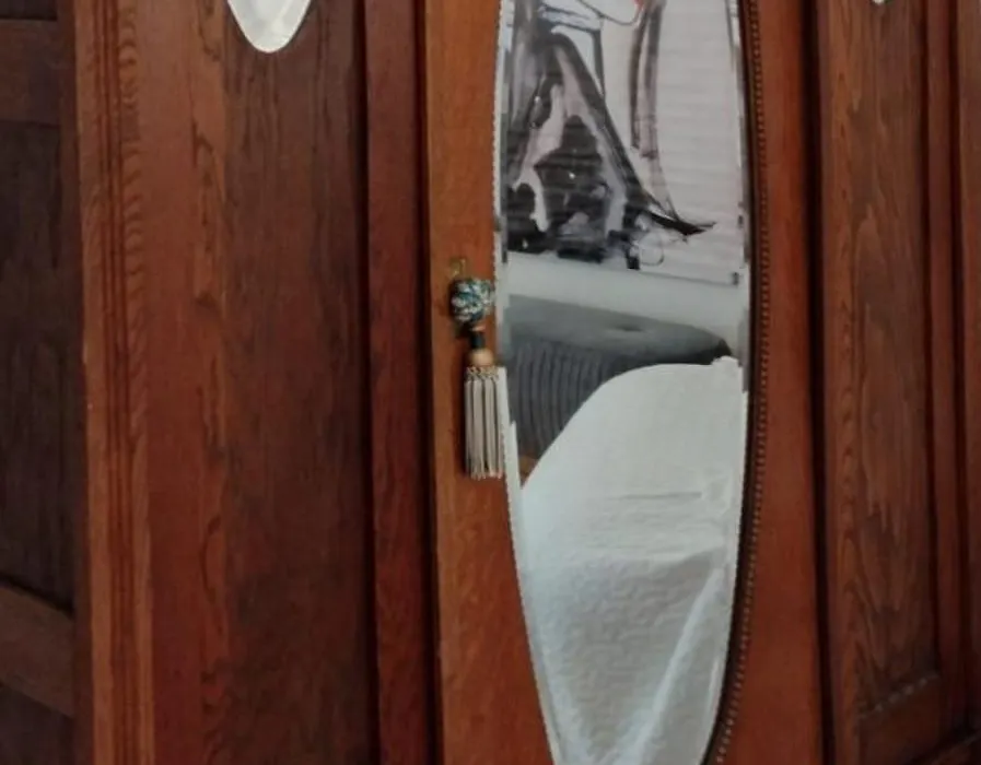 DAS KLEINE HOTEL IPHOFEN, klimatisierte Zimmer- 55 TV, TV mirroring, kleines Secret mit Garten&Terrassen, nahe aller VDP Weingüter, Hunde willkommen, fine dining, nahe KNAUF GIPS KG und KNAUF IT ConneKT-1