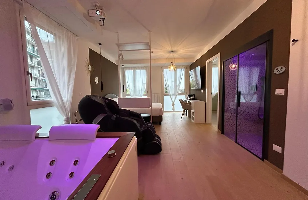 4 Star Suite Spa - Self Check-In-1