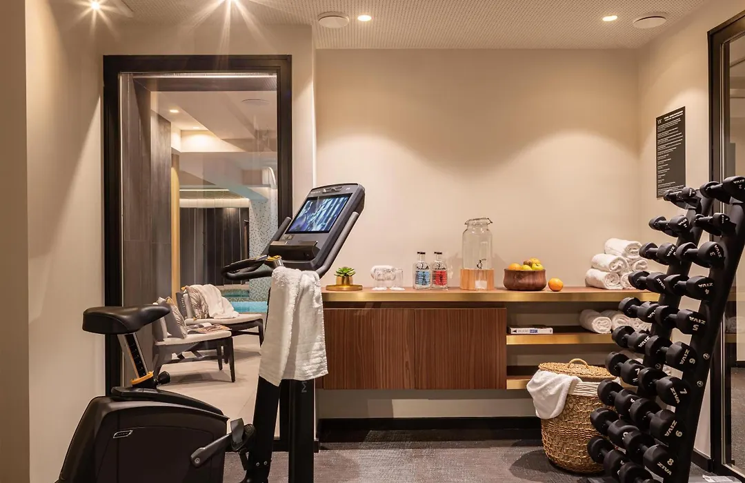 Hotel Yac Paris Clichy, A Member Of Radisson Individuals-1
