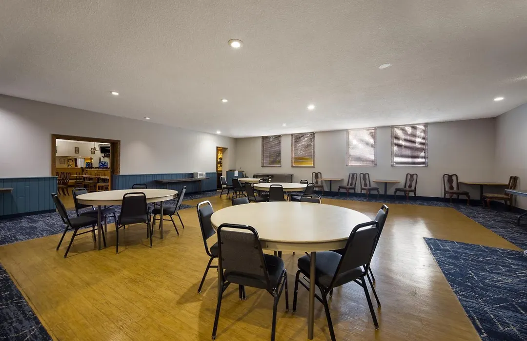 Suburban Studios Canon City-1