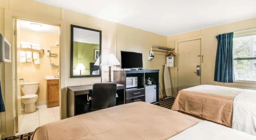 Rodeway Inn Rutland - Killington-1