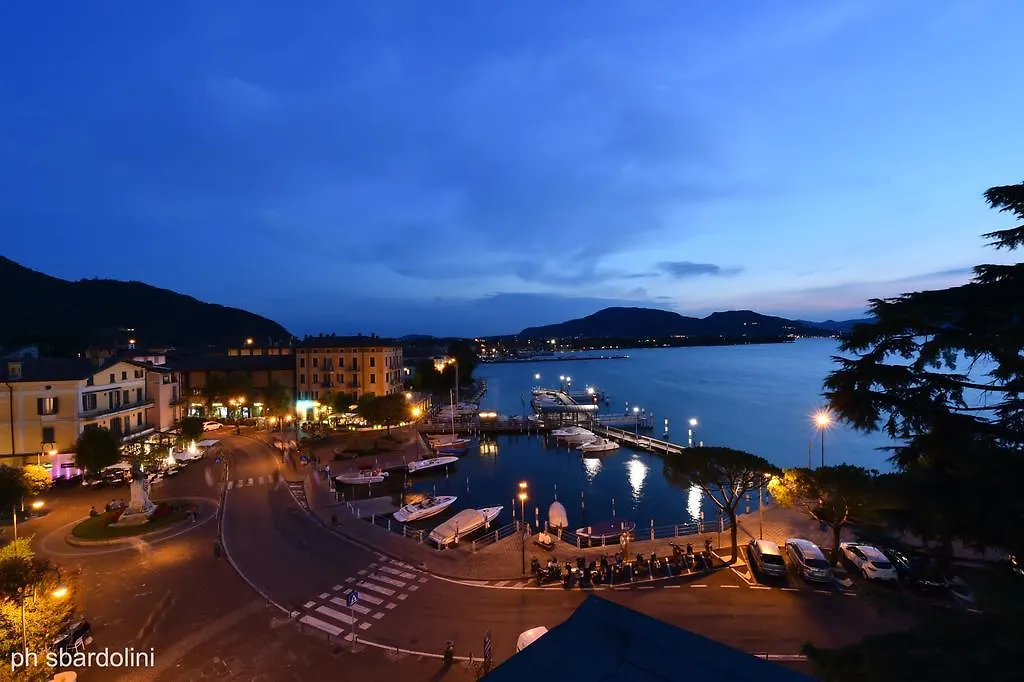 Ambra Hotel - The Only 3 Star Central Lakeside Hotel In Iseo-1