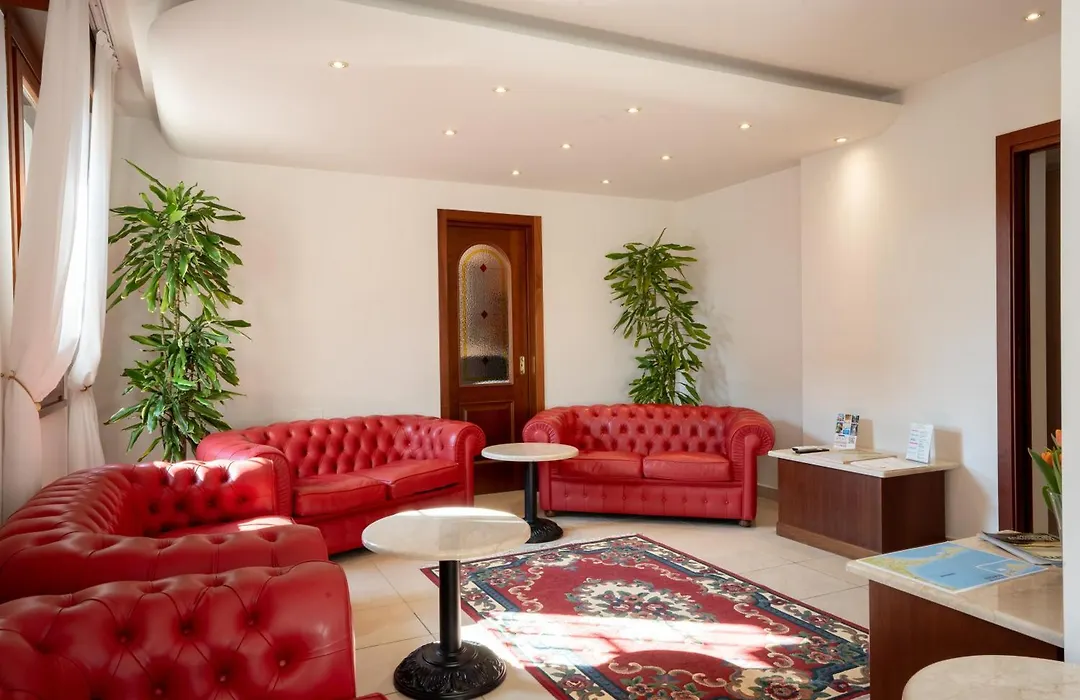 Hotel Gardenia Sirmione-1