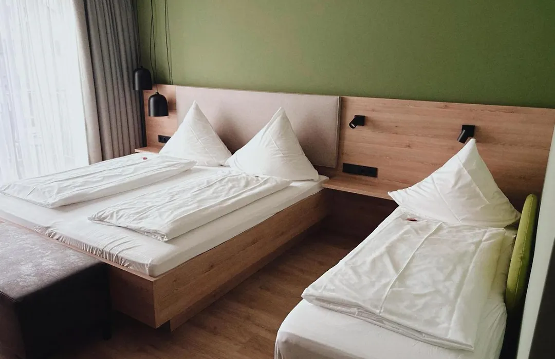 Hotel Bad Dürkheim-1