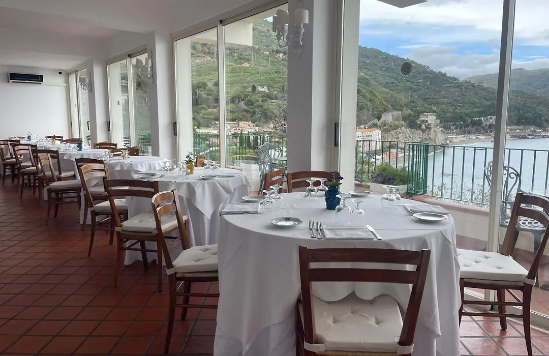 Bay Palace Mazzaro-1
