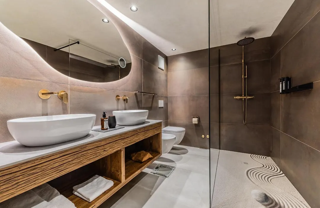 Sporthotel Romantic Plaza-1