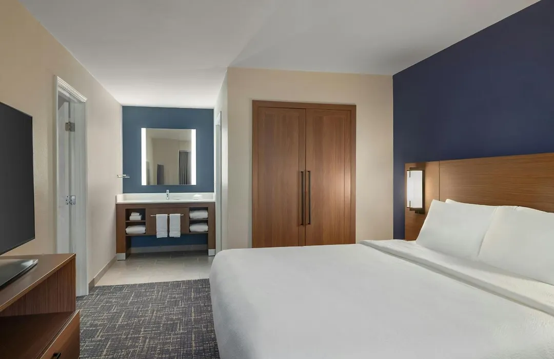 Residence Inn Indianapolis Airport-1