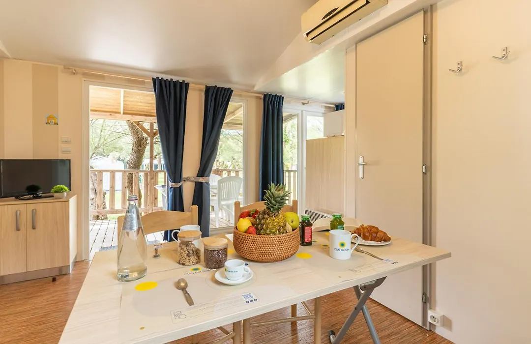Club del Sole Vigna sul Mar Family Collection-1