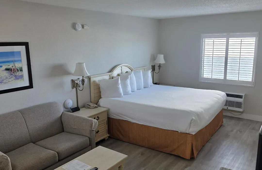 Best Western Ocean Sands Beach Resort-1