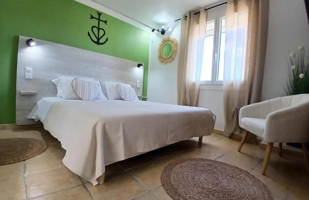 Hôtel Quai d'Azur-1