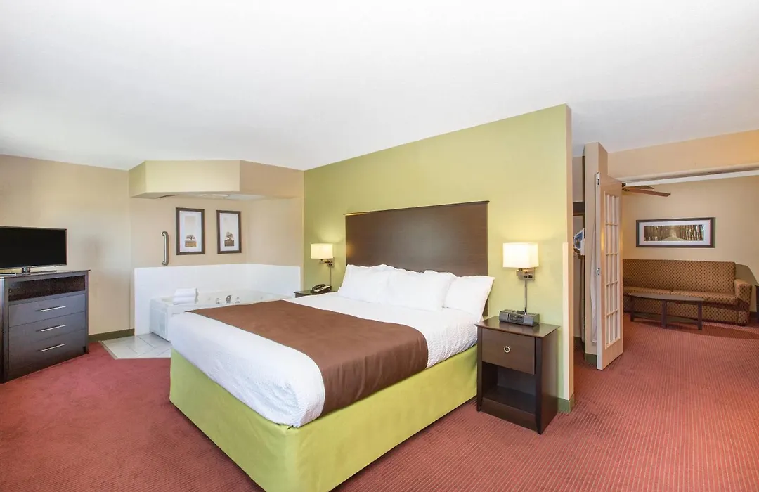 Americinn By Wyndham Okoboji-1