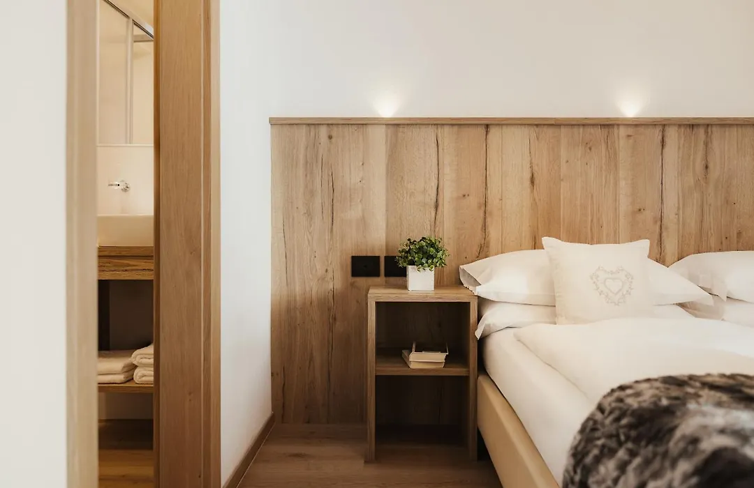 Hotel Monte Cherz-1