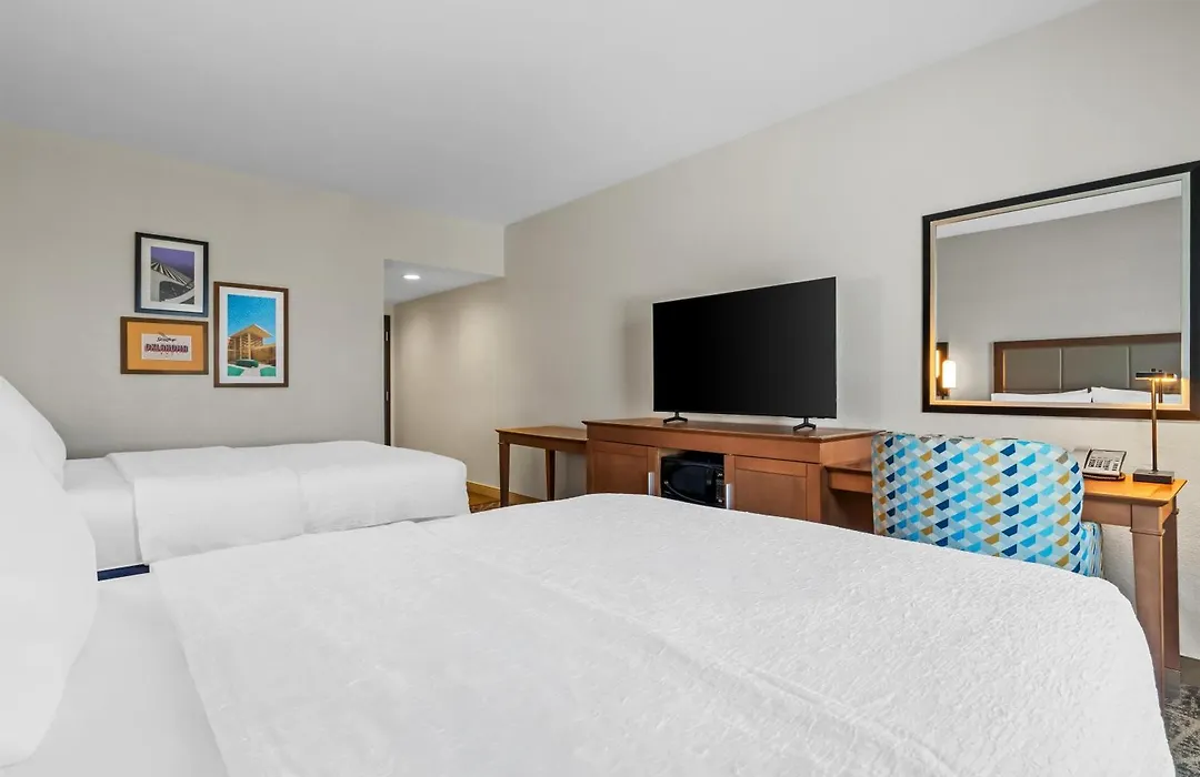 Hampton Inn & Suites Claremore-1
