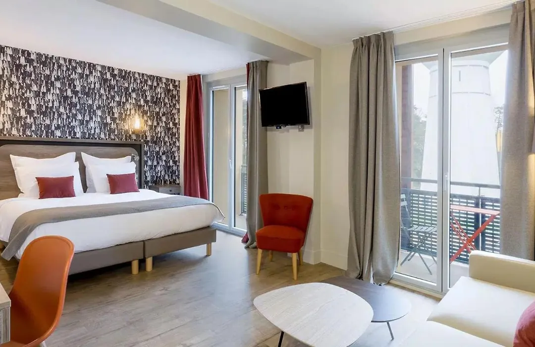 BEST WESTERN La Porte des Châteaux-1