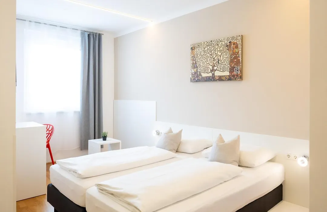 Shome Hotel Graz I Self-Check-In I Free Parking-1