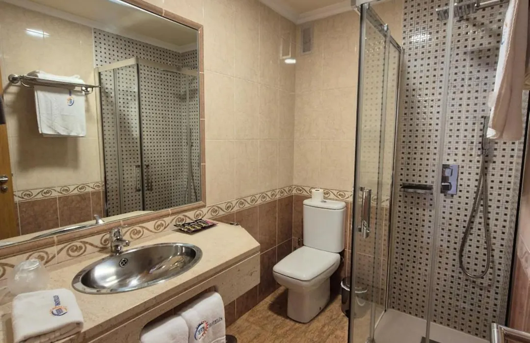 Hotel Hhb Pontevedra Confort-1