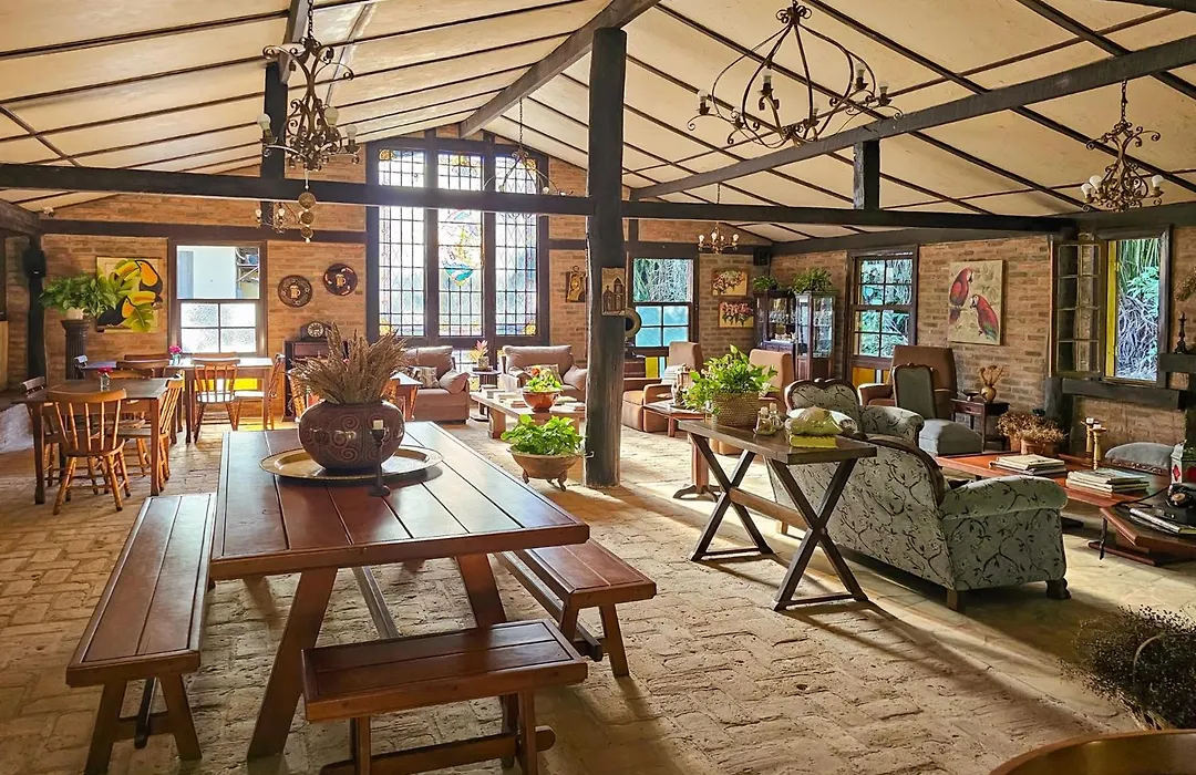 Hotel Santa Esmeralda-1