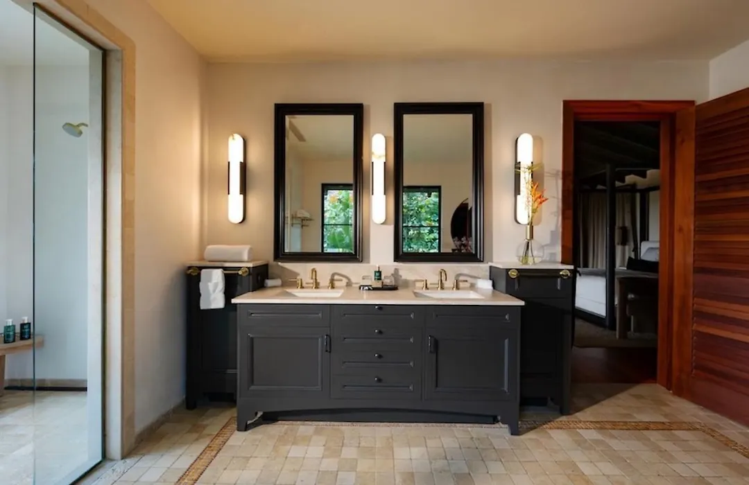 Royal Isabela-1