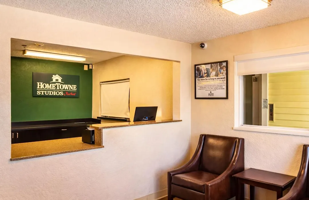 Hometowne Studios By Red Roof Houston - West Oaks - Energy Corridor-1