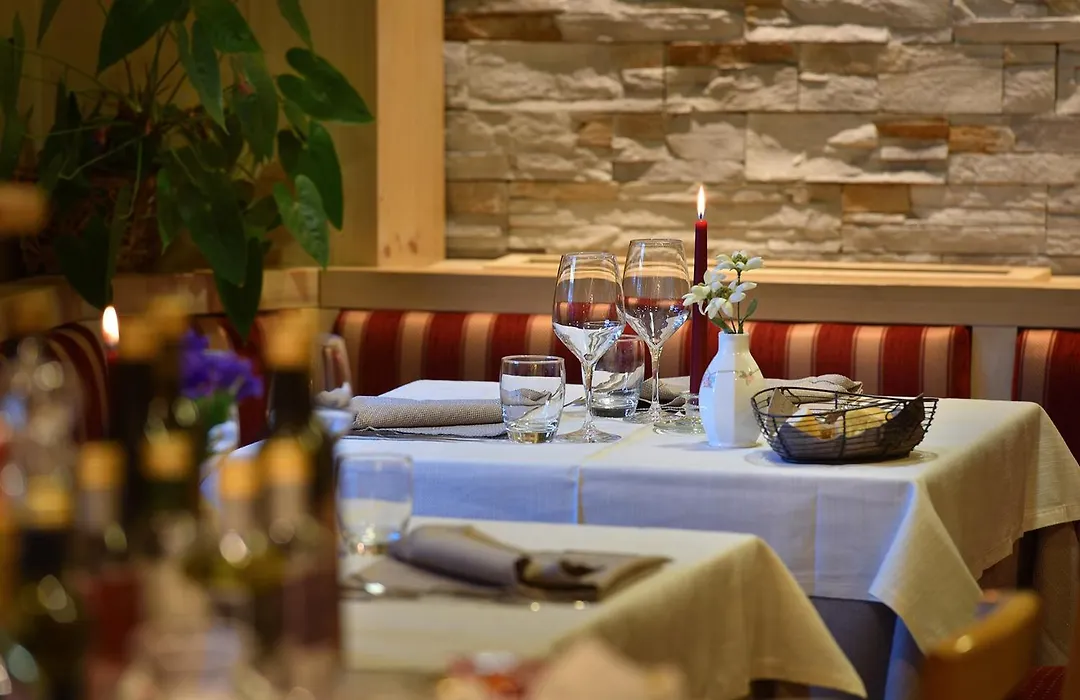 Hotel Cristallo-1