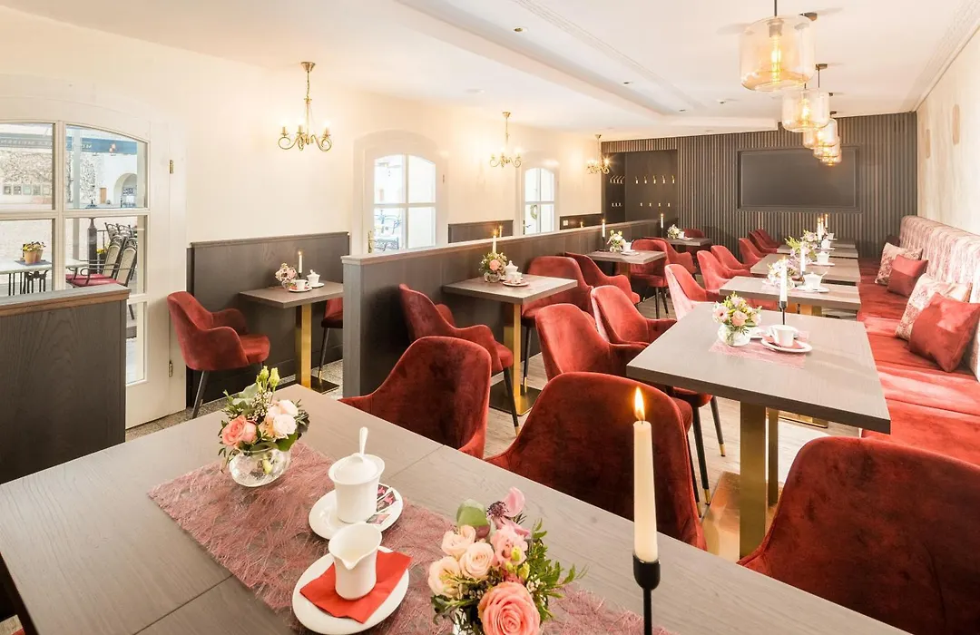 Schlosshotel Klaffenbach-1