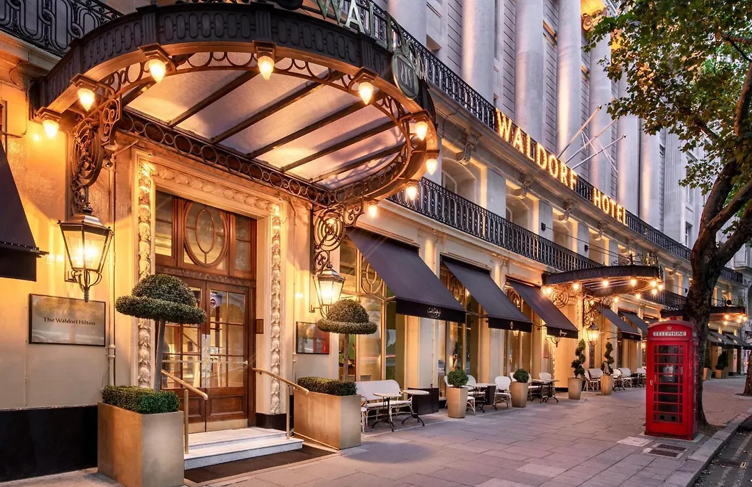 The Waldorf Hilton-1