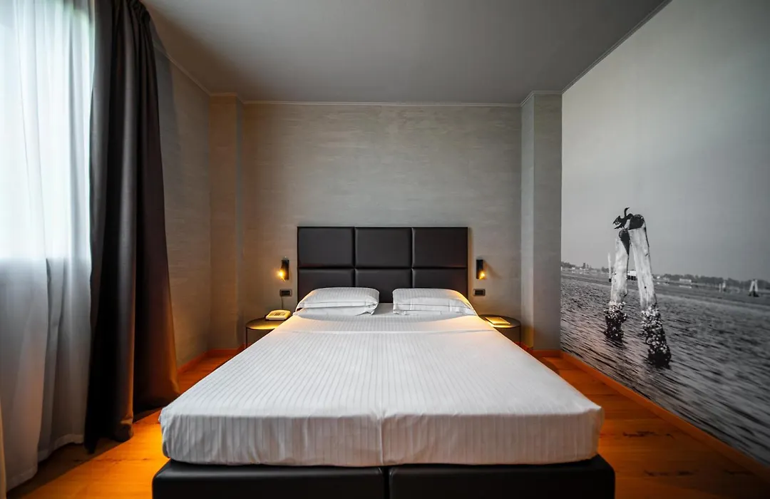 Point Hotel-1