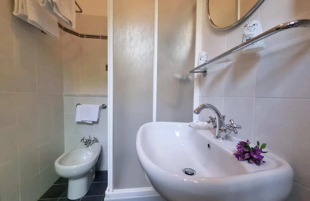 Albergo Suisse Bellevue-1