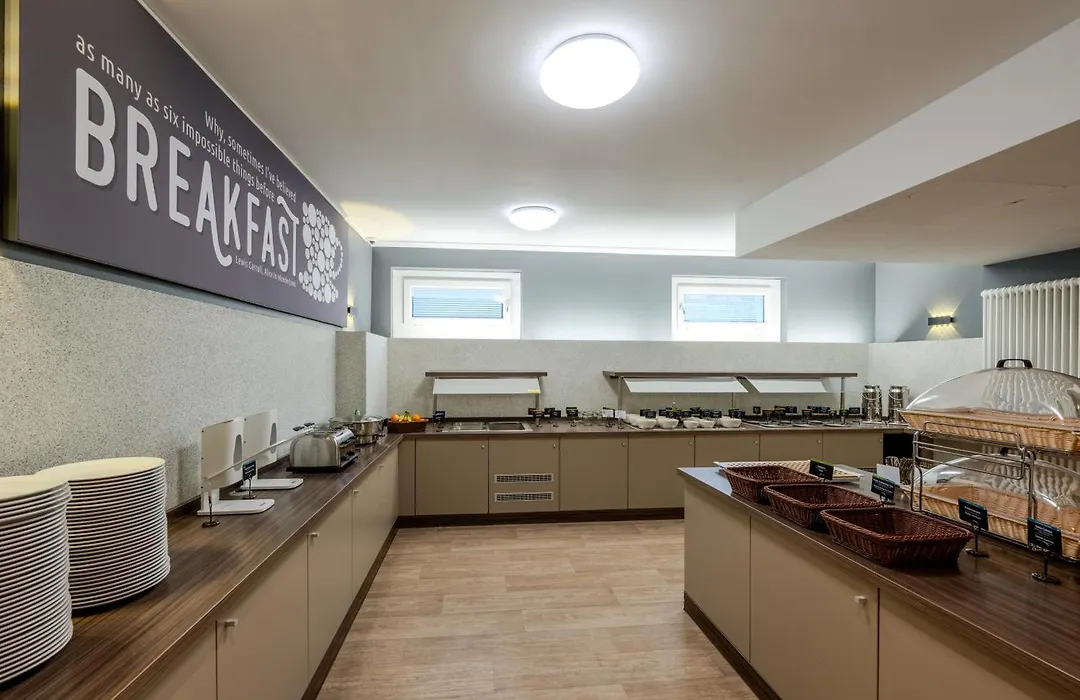 Premier Inn Berlin City Spittelmarkt-1