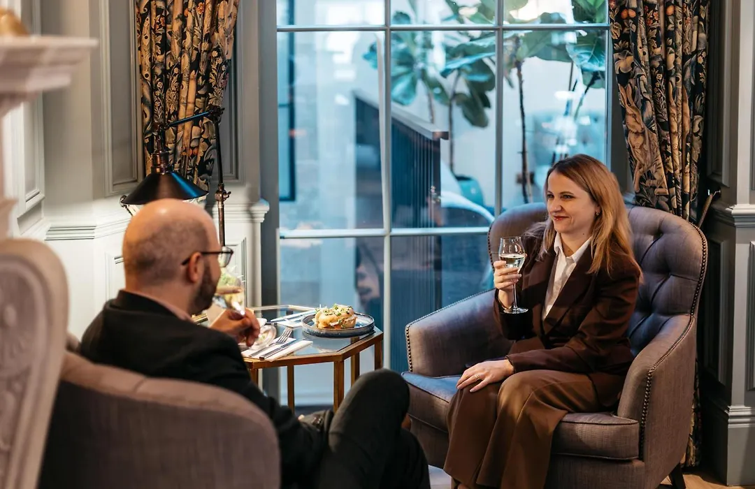 100 Queen'S Gate Hotel London Kensington, Curio Collection By Hilton-1