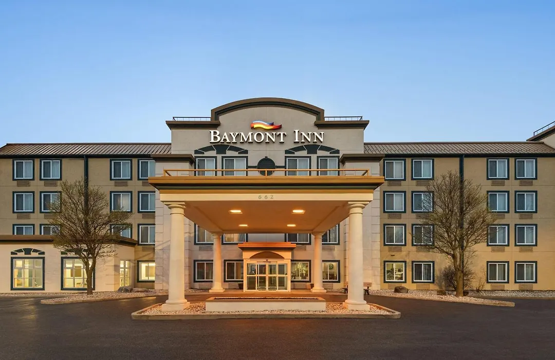 Baymont By Wyndham Rockford-1