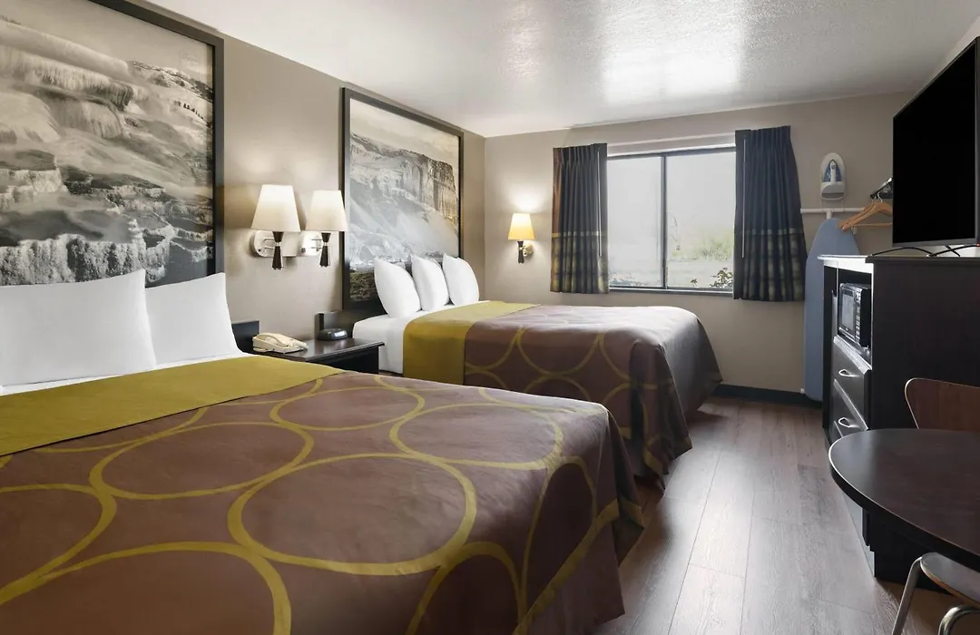 Super 8 By Wyndham Ogden, Utah-1