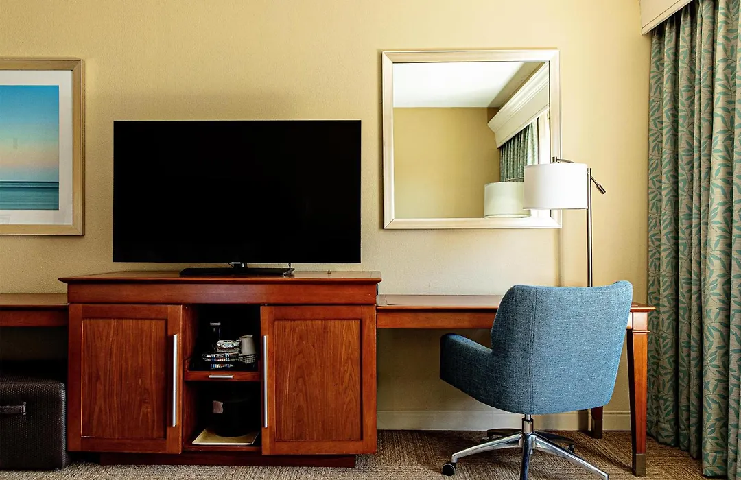 Hampton Inn Charleston-Daniel Island-1