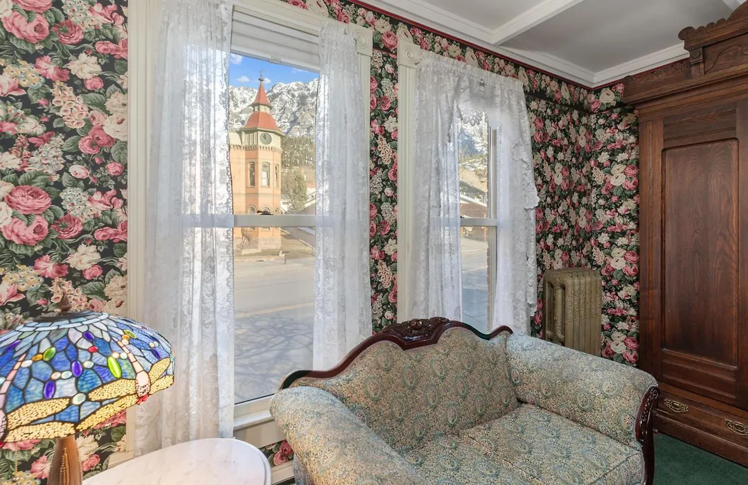 St. Elmo Hotel-1