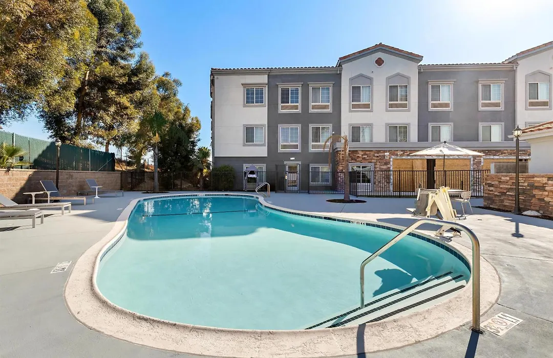 Spark By Hilton Redlands-1