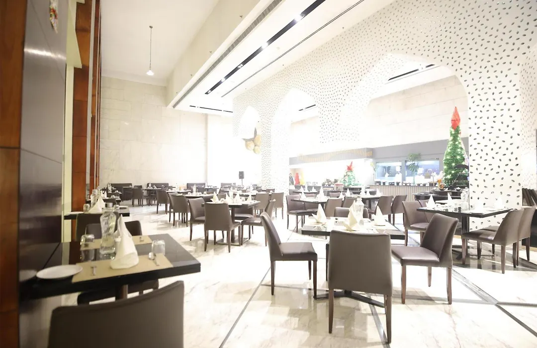 Radisson Hotel Agra-1
