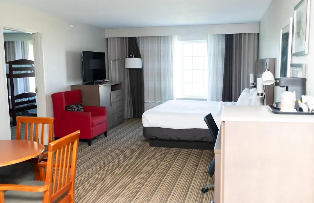 Country Inn & Suites By Radisson, Prairie Du Chien-1