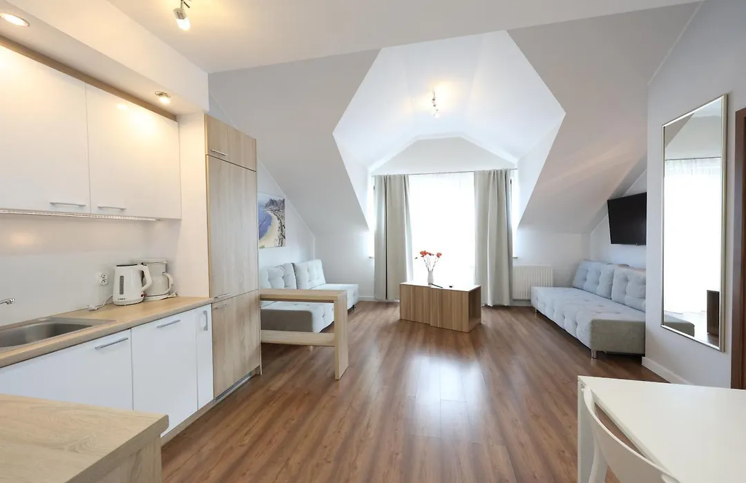 Apartamenty Zdrojowa-1